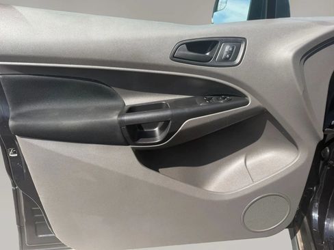 Used 2022 Ford Transit Connect XL FWD image 9
