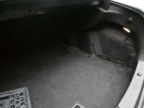 Used 2018 Mercedes-Benz C 300 4MATIC Sedan image 11