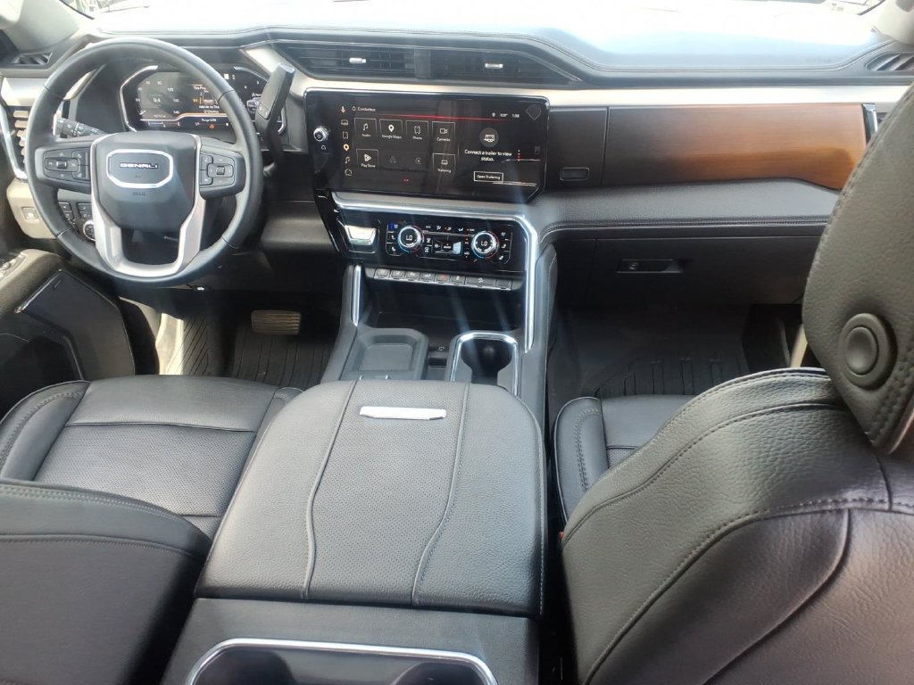Used 2025 GMC Sierra 2500 Denali w/ Max Trailering Package AWD/4WD image 18