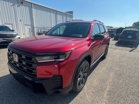 New 2026 Honda Pilot Sport image 5
