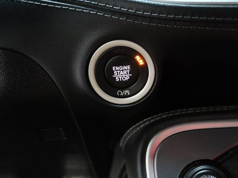 Used 2020 Dodge Challenger R/T Scat Pack w/ Plus Package RWD image 19