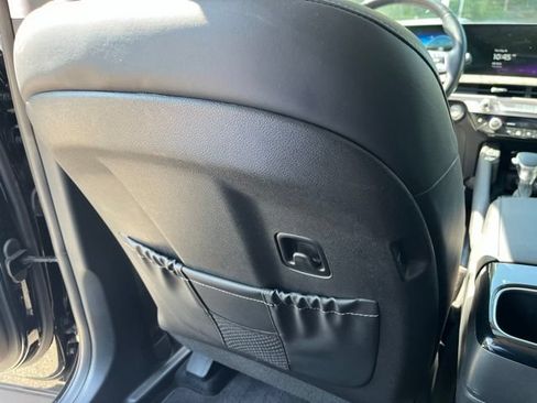 Used 2024 Kia Telluride SX Prestige AWD/4WD image 18