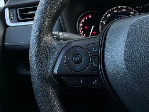 Used 2025 Toyota RAV4 XLE image 34