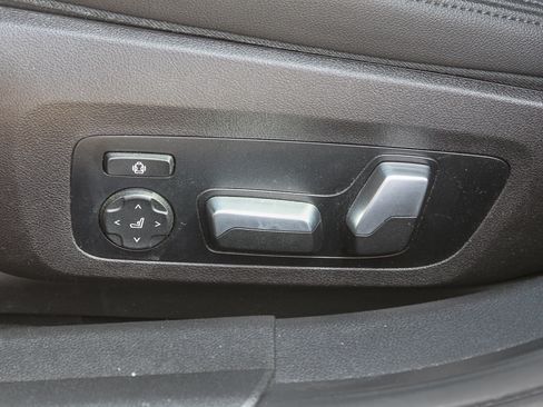 Used 2021 BMW 330i Sedan w/ Convenience Package image 23