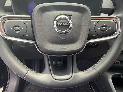 New 2026 Volvo XC40 B5 Core AWD/4WD image 18