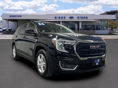 Used 2024 GMC Terrain SLE