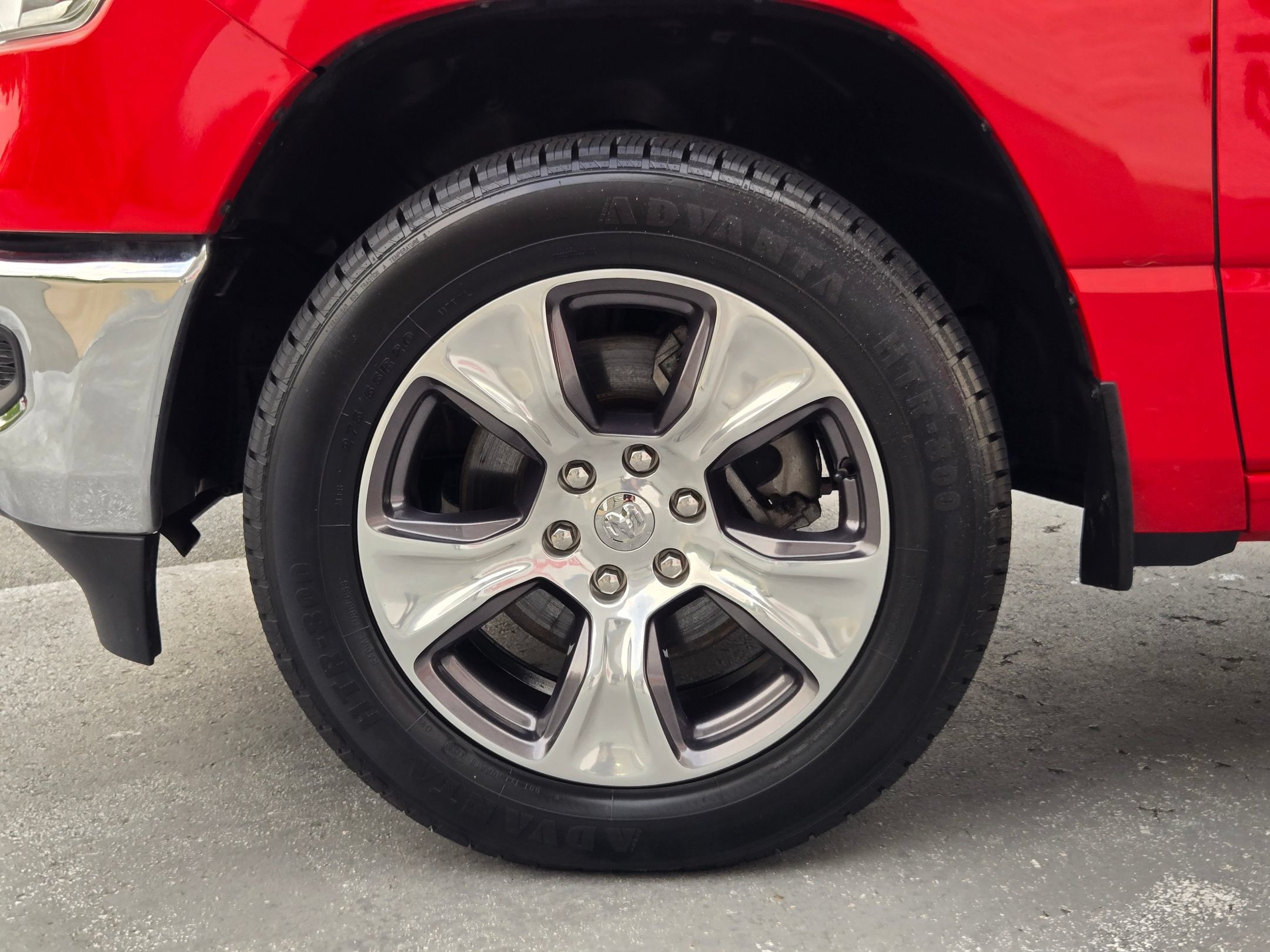 Used 2024 RAM 1500 Laramie RWD image 17