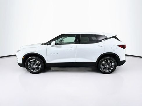 Used 2025 Chevrolet Blazer LT FWD image 4