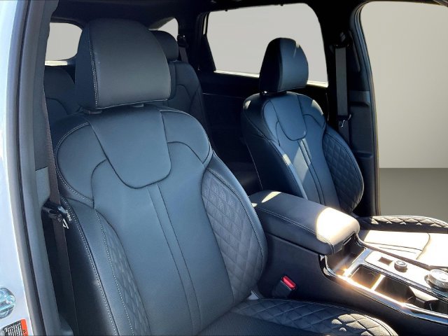 Certified 2026 Kia Sorento SX Prestige AWD/4WD image 33