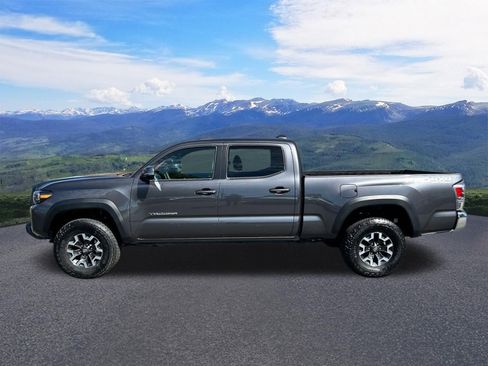 Used 2023 Toyota Tacoma TRD Off-Road image 2