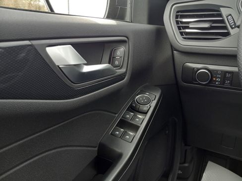 New 2026 Ford Escape ST-Line image 24