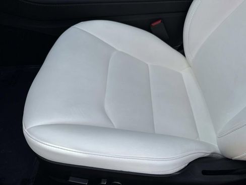 Used 2023 Tesla Model 3 Performance image 25