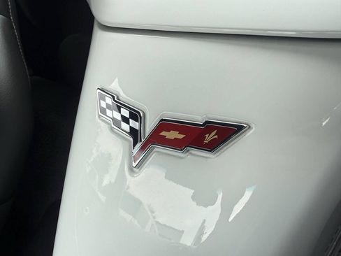 Used 2010 Chevrolet Corvette Convertible w/ 1LT RWD image 24