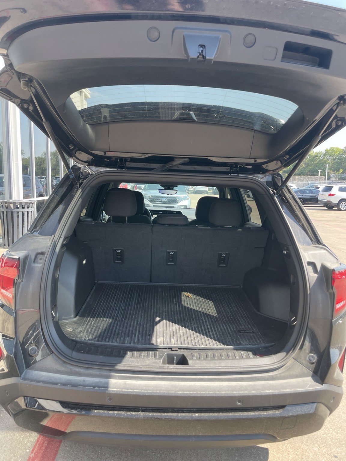 Used 2026 GMC Terrain Elevation w/ Black Edition FWD image 6