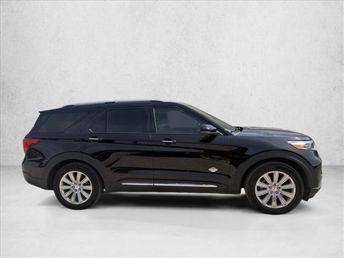Used 2023 Ford Explorer King Ranch w/ Technology Package RWD image 6