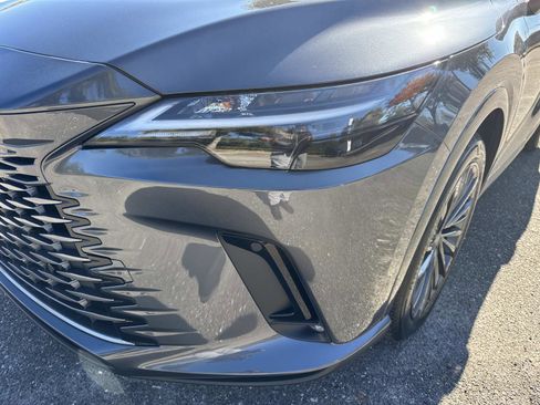 New 2026 Lexus RX 450h AWD image 9