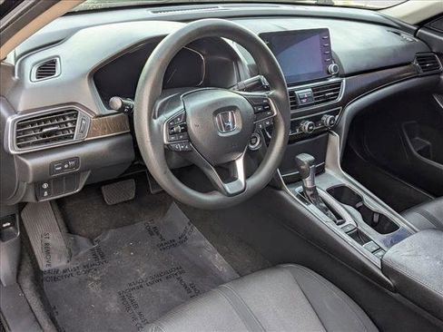 Used 2018 Honda Accord EX image 10