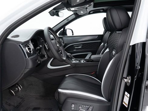 New 2026 Bentley Bentayga Speed AWD/4WD image 15