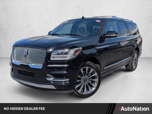 Used 2018 Lincoln Navigator L Select AWD/4WD image 1