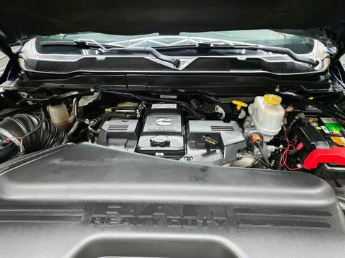 Used 2021 RAM 5500 Tradesman RWD image 37