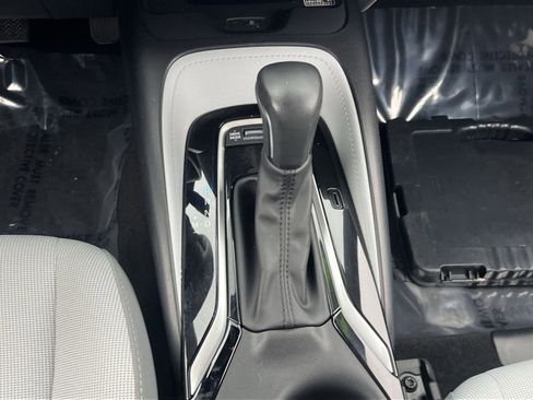 Used 2025 Toyota Corolla SE image 20