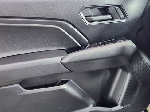 Used 2023 Chevrolet Colorado Trail Boss AWD/4WD image 16