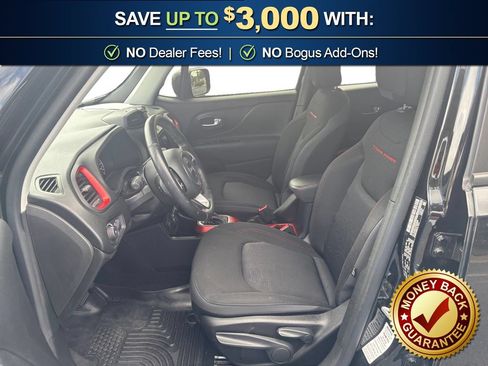 Used 2019 Jeep Renegade Trailhawk w/ Cold Weather Group II AWD/4WD image 14