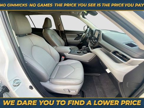 Used 2025 Toyota Highlander XLE AWD/4WD image 15