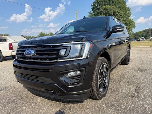 Used 2020 Ford Expedition Max Limited w/ Equipment Group 303A AWD/4WD image 9