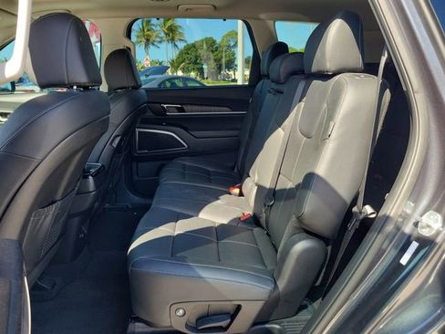 Certified 2024 Kia Telluride EX FWD image 9