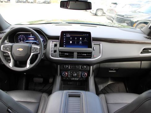 Used 2024 Chevrolet Tahoe LT w/ Luxury Package AWD/4WD image 44