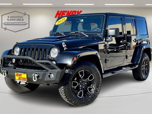 Used 2018 Jeep Wrangler Unlimited Sahara image 3