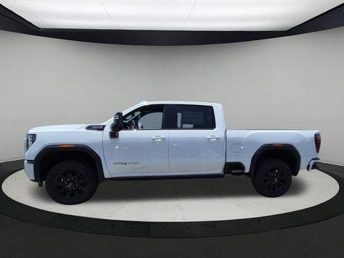 New 2026 GMC Sierra 2500 AT4 w/ AT4 Premium Plus Package AWD/4WD image 5