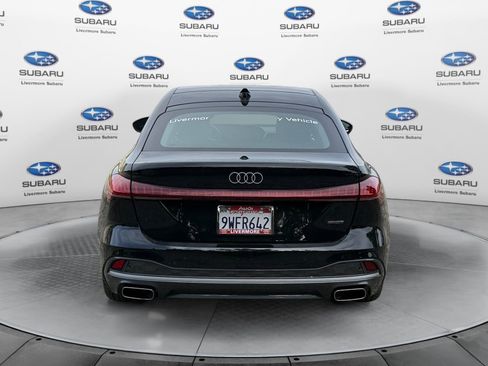 Used 2025 Audi A5 2.0T Premium Plus w/ Premium Plus AWD/4WD image 5