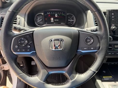 Used 2024 Honda Passport EX-L image 27
