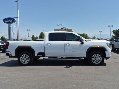 Used 2020 GMC Sierra 3500 Denali AWD/4WD image 2