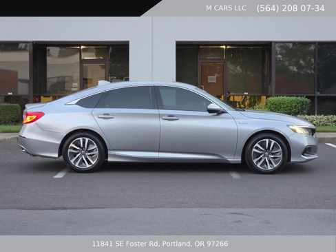 Used 2021 Honda Accord Hybrid image 5
