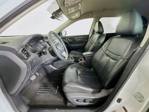 Used 2020 Nissan Rogue SL image 13