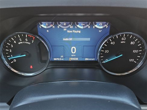 Used 2024 Ford Expedition XLT image 25