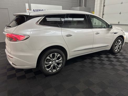 Used 2022 Buick Enclave Avenir w/ Avenir Technology Package image 10