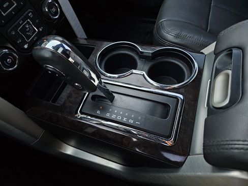 Used 2014 Ford F150 Platinum image 58