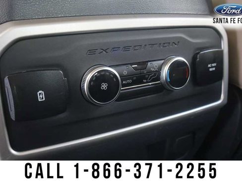 Used 2024 Ford Expedition XLT RWD image 20