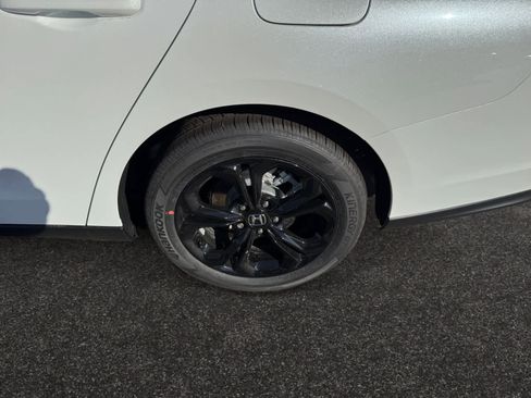 New 2025 Honda Accord SE image 19