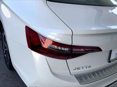 Used 2023 Volkswagen Jetta SEL FWD image 28