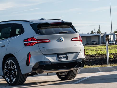 New 2026 BMW X3 xDrive30 w/ Premium Package image 6