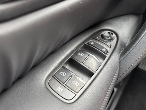 Used 2022 Nissan Armada SL AWD/4WD image 27