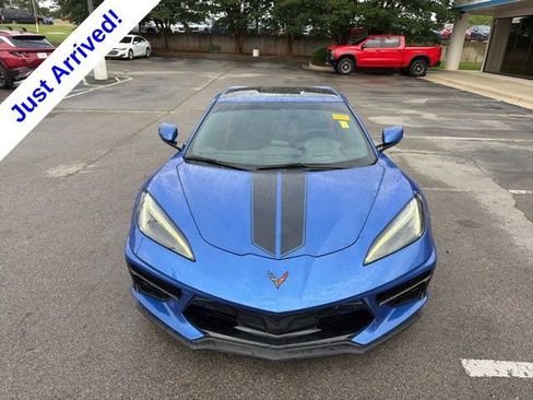 Used 2022 Chevrolet Corvette Stingray Preferred Cpe w/ Z51 Performance Package RWD image 9