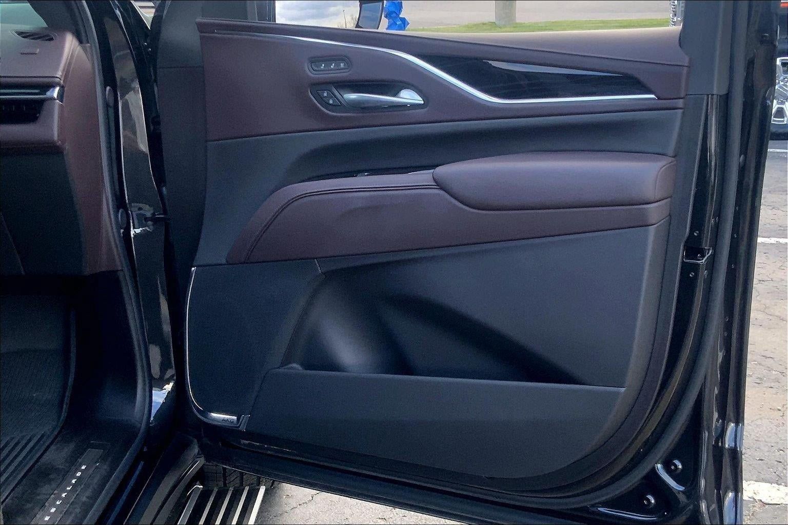 Certified 2024 Cadillac Escalade V AWD/4WD image 27