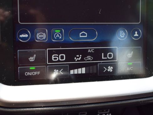 Used 2025 Subaru Legacy Premium AWD/4WD image 28