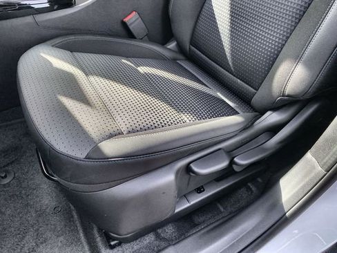 New 2026 Chevrolet Trax LT FWD image 30